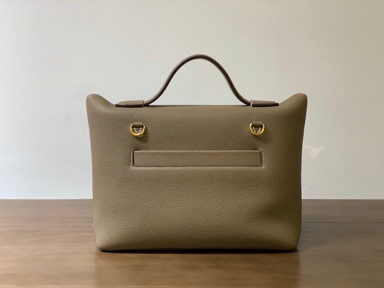 Hermes Kelly 2424 29cm Handbag in Trench Clemence Leather 